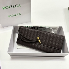 Bottega Veneta Clutch Bags